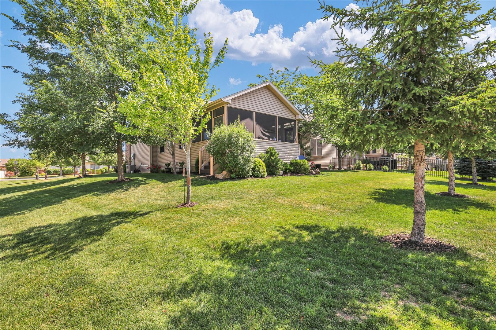 Property photo 38