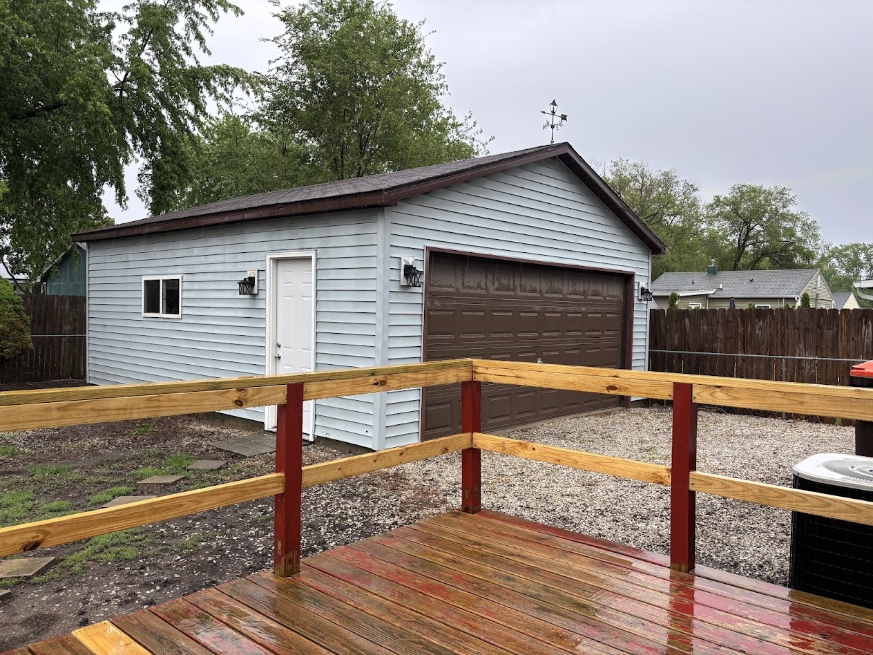 Photo 7 of 1081 Eastview Drive