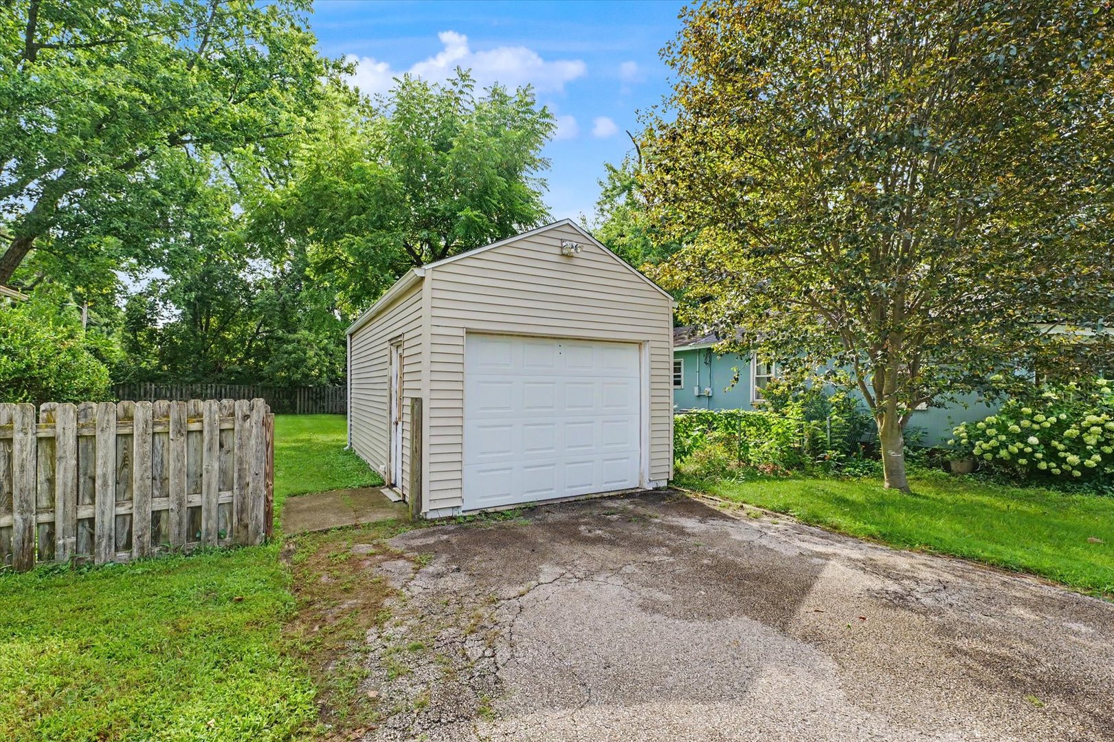 Property photo 28