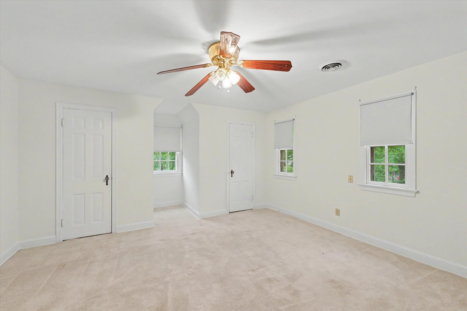 Property photo 34