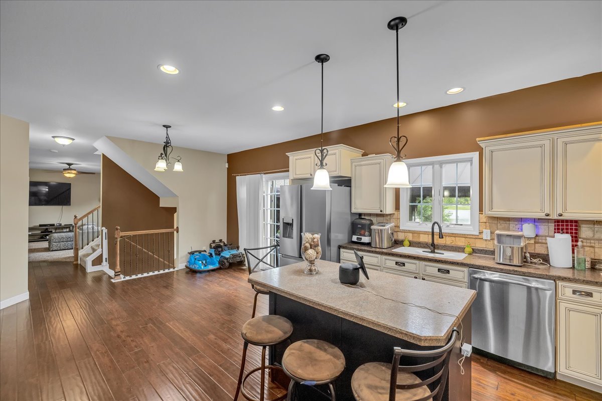 Property photo 24