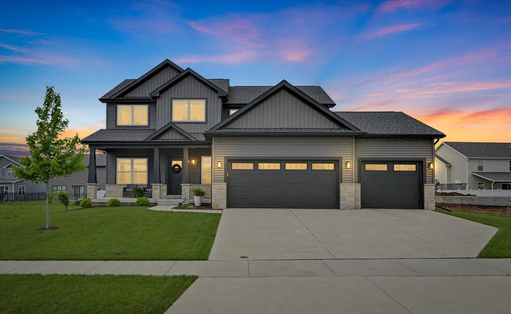Photo of 512 Wheatley Drive, Mahomet, IL