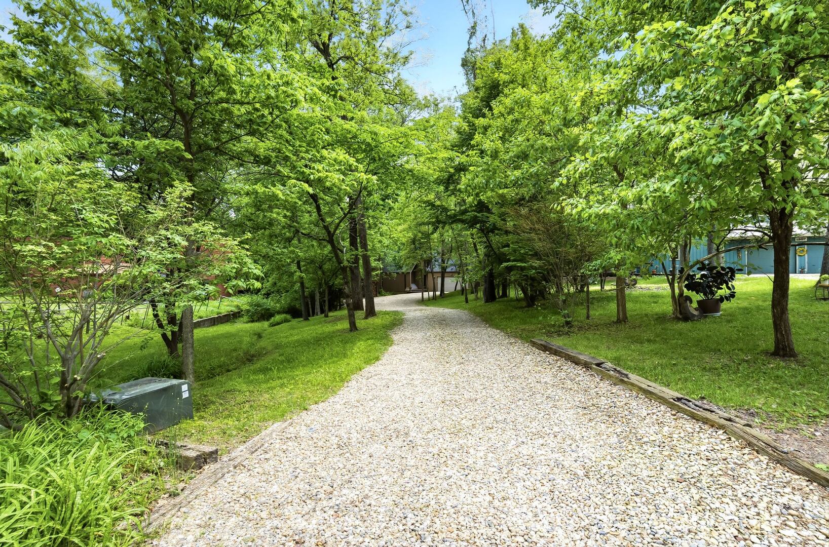 Property photo 81