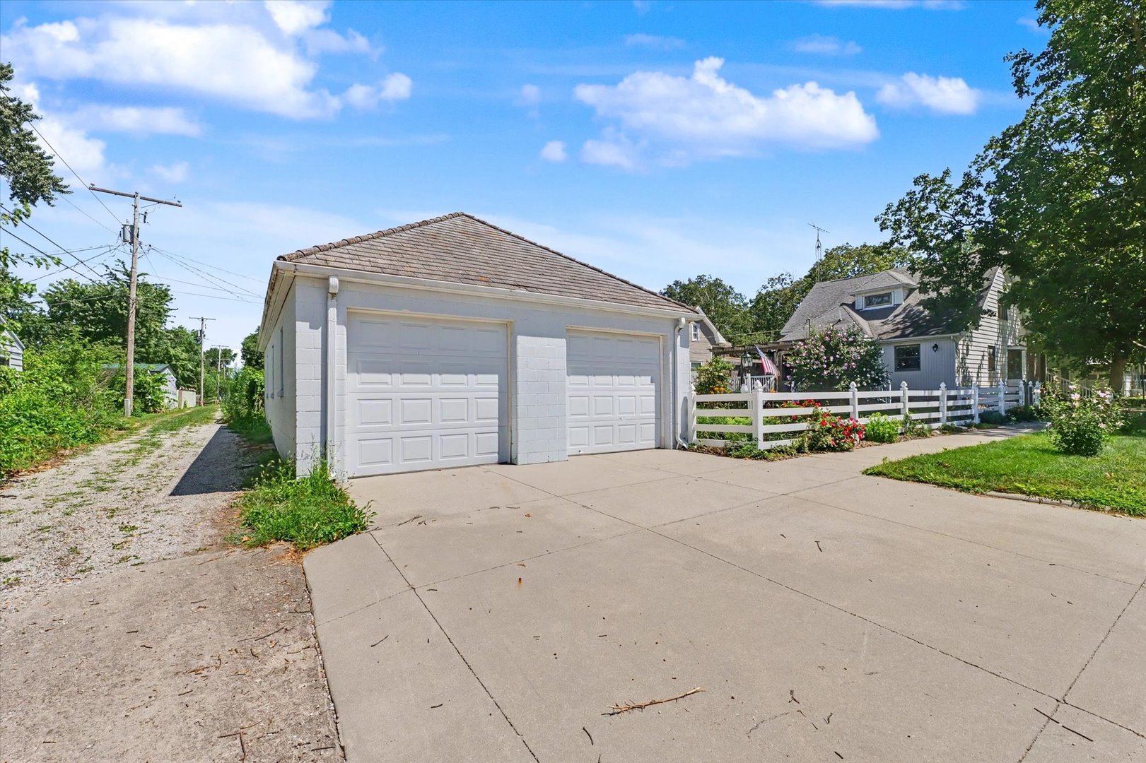 Property photo 44