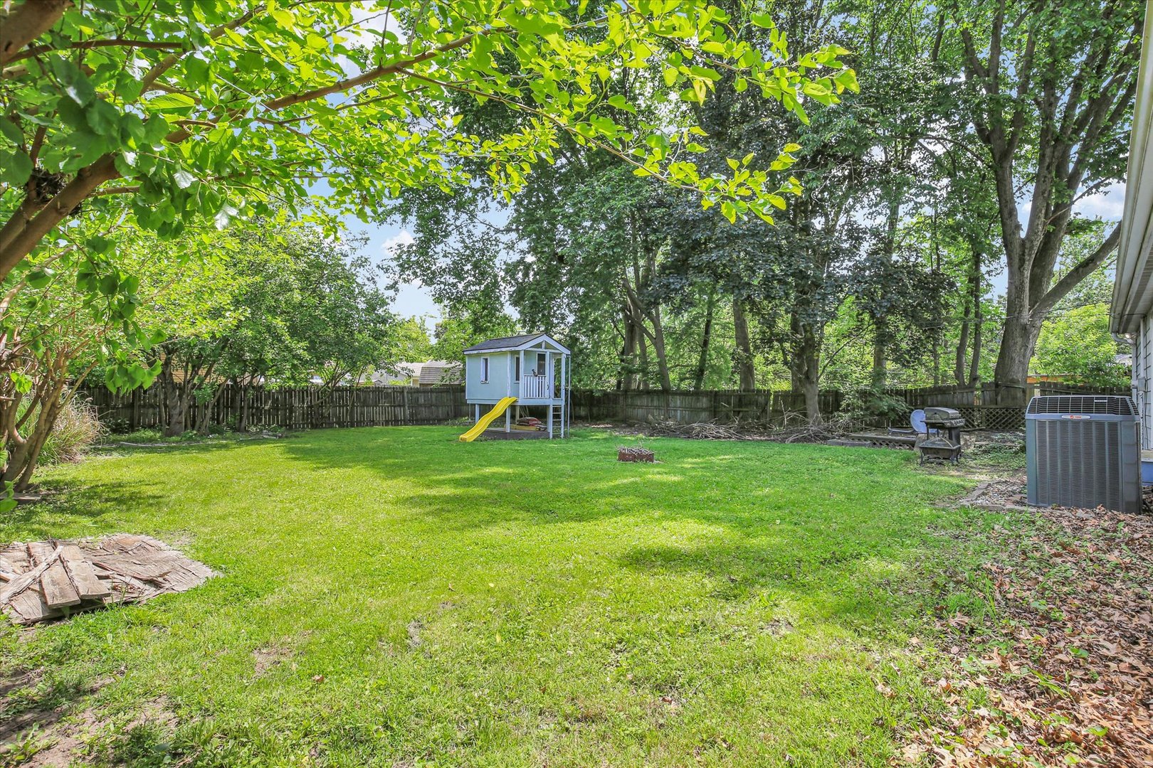 Photo 25 of 1108 S Mattis Avenue