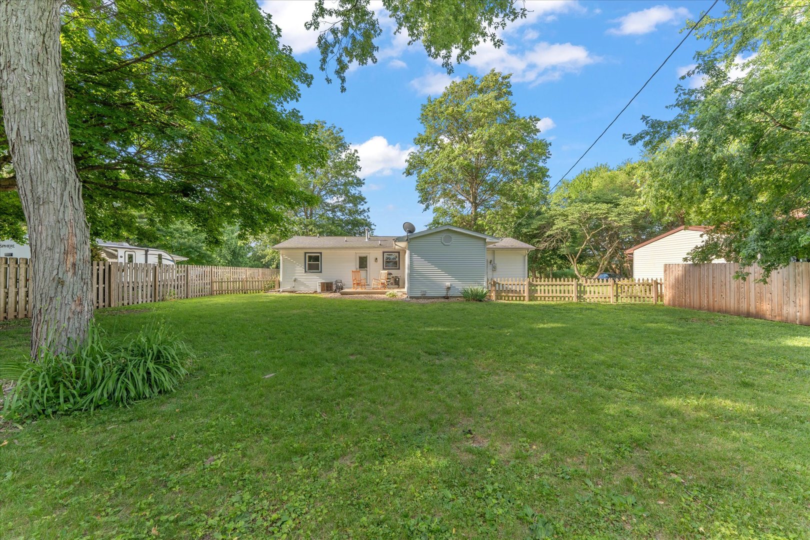 Property photo 28