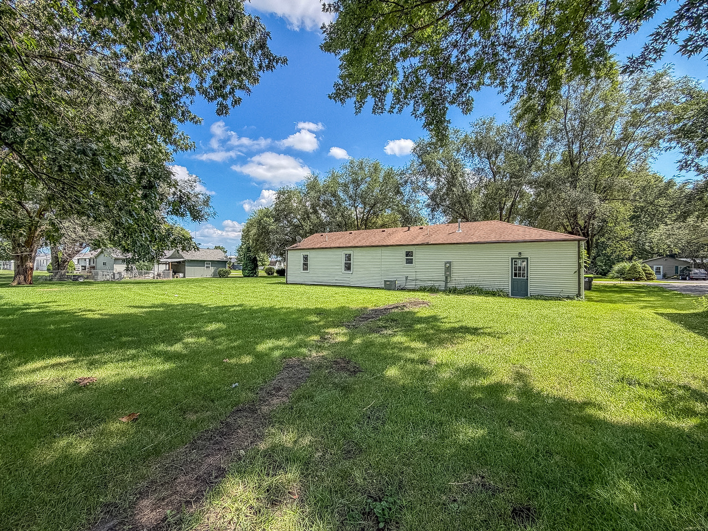 Property photo 35
