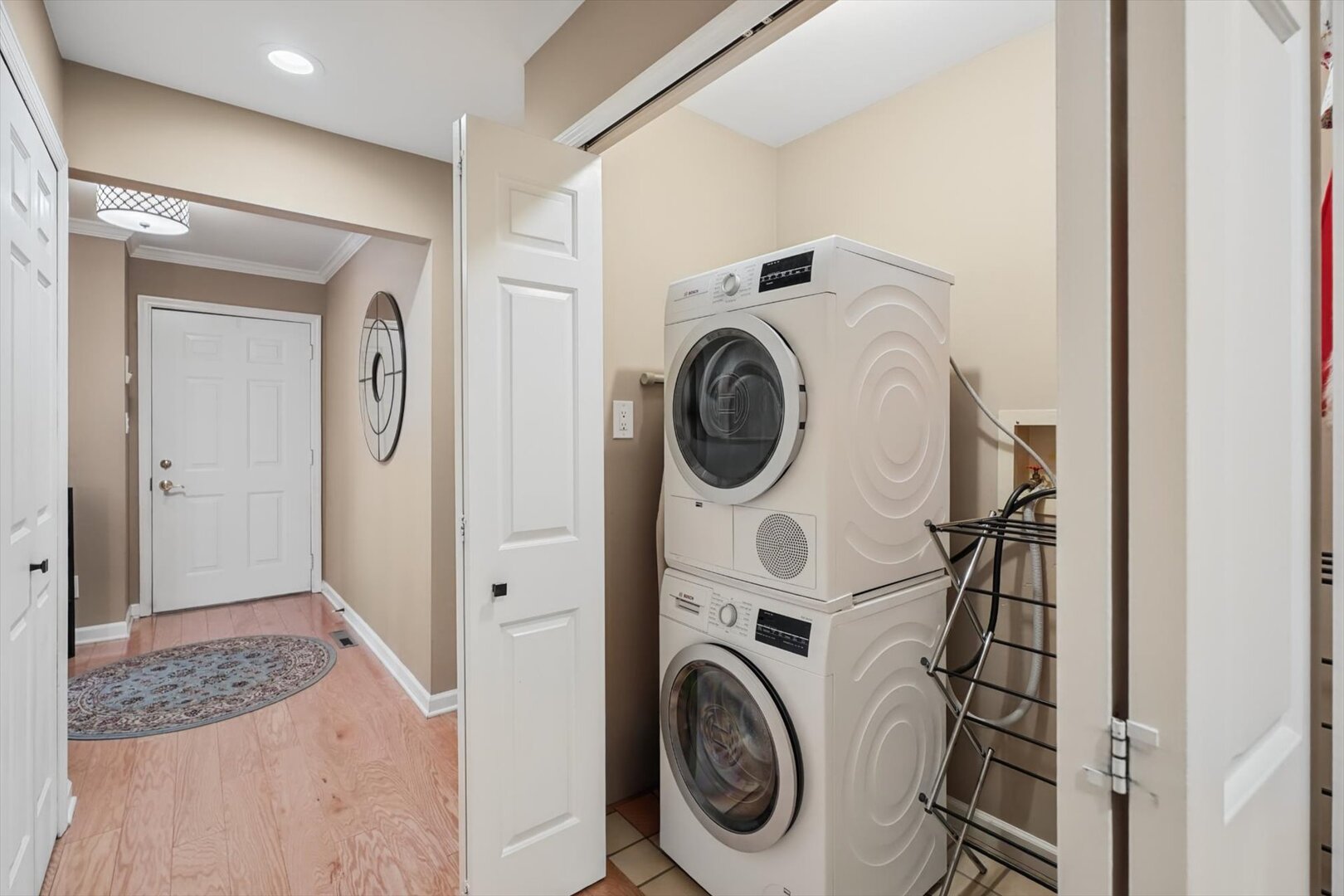 Bosch stackable washer/dryer