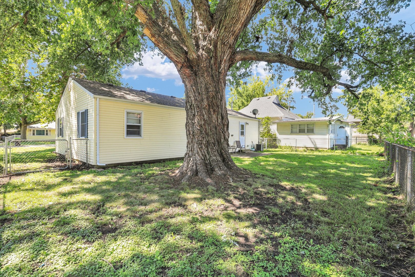Property photo 24