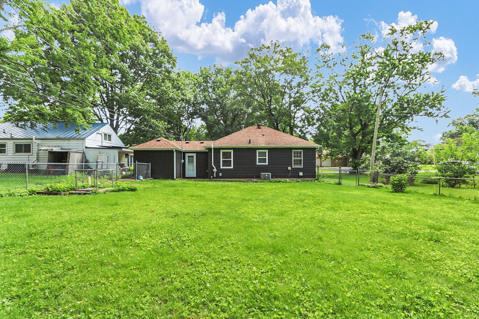 Property photo 23