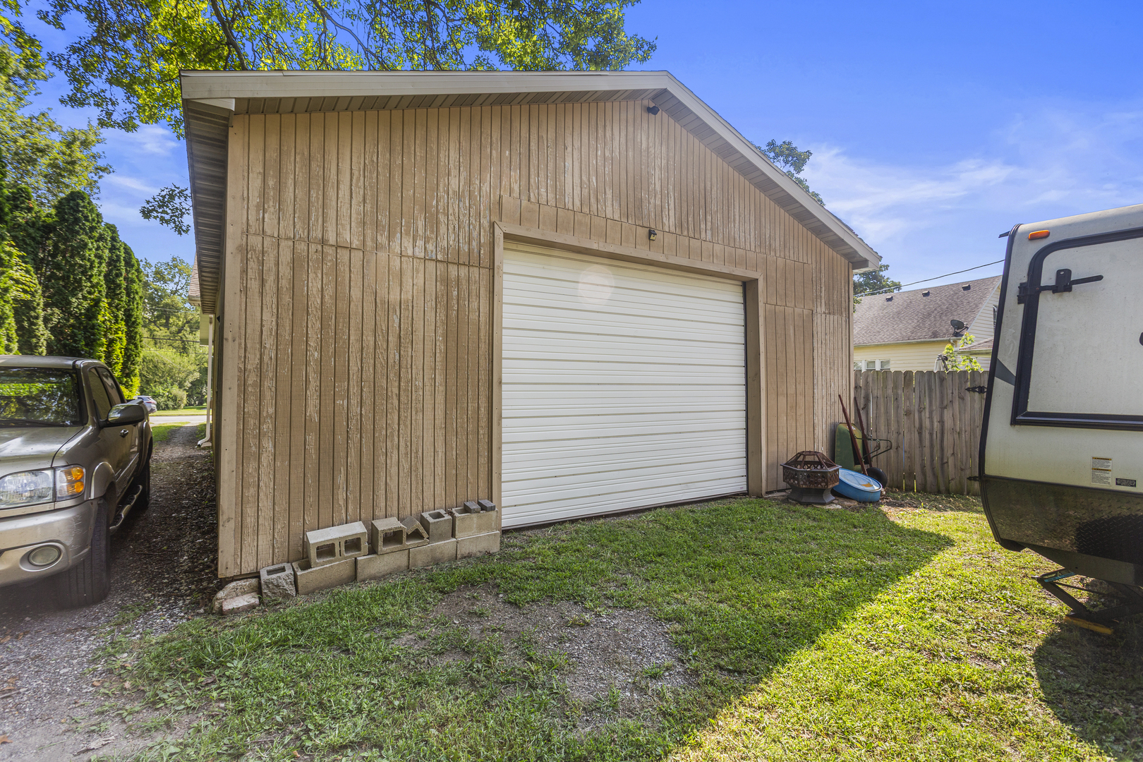 Property photo 33
