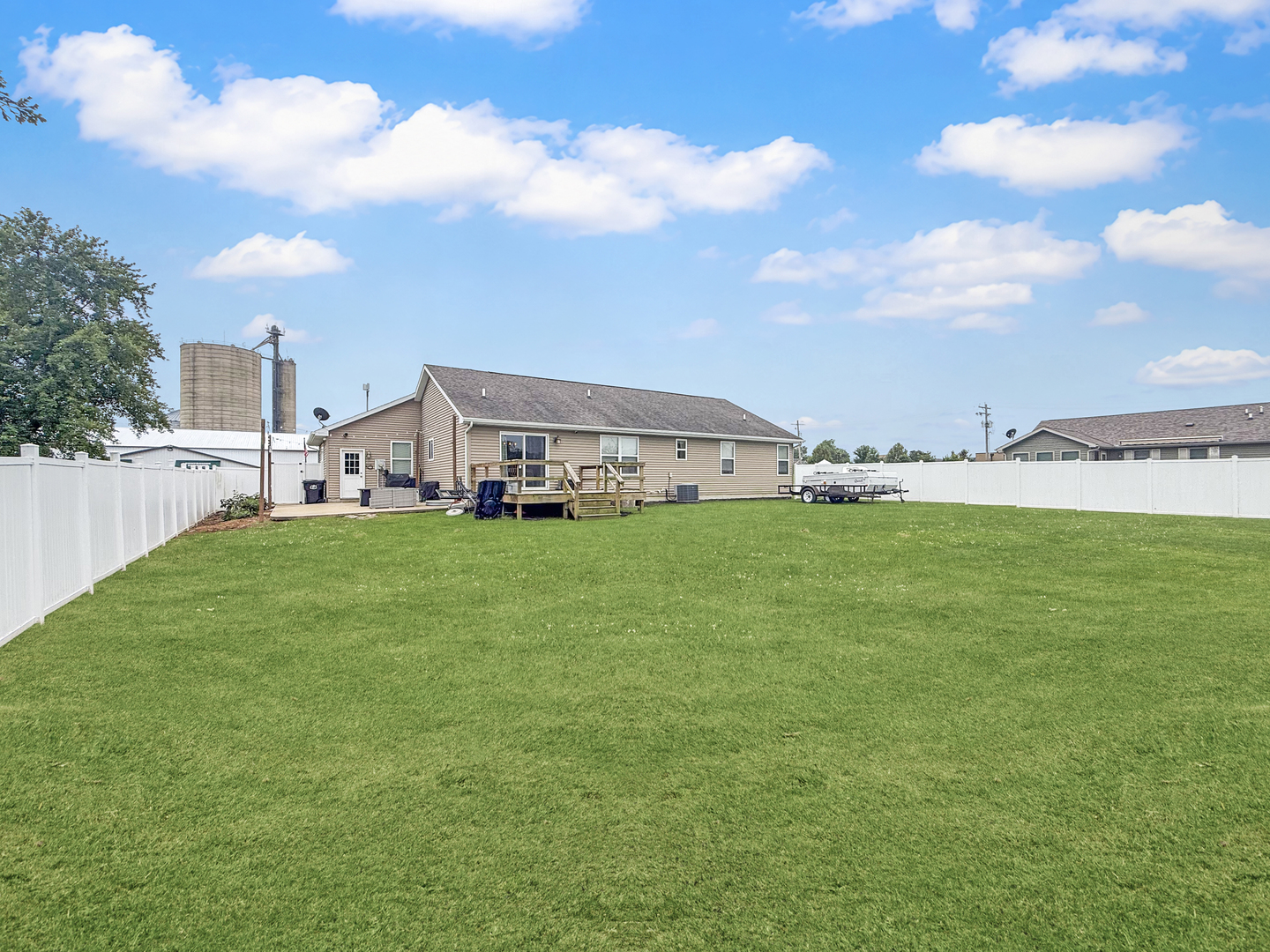 Property photo 24
