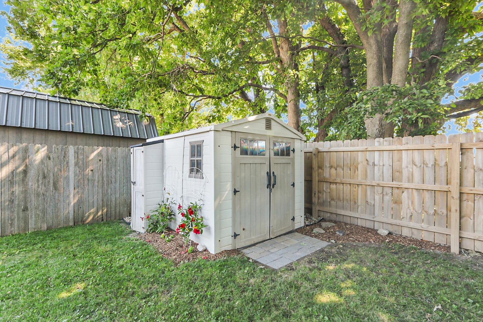 Property photo 28