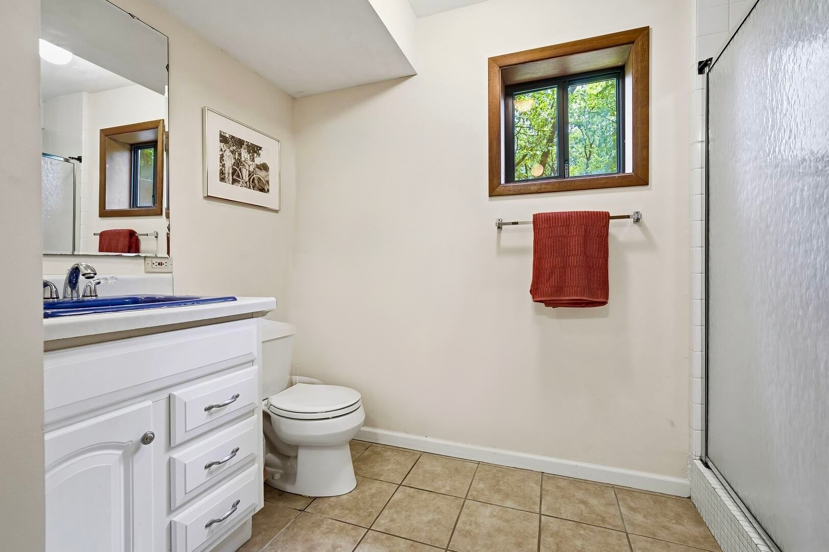 Property photo 128