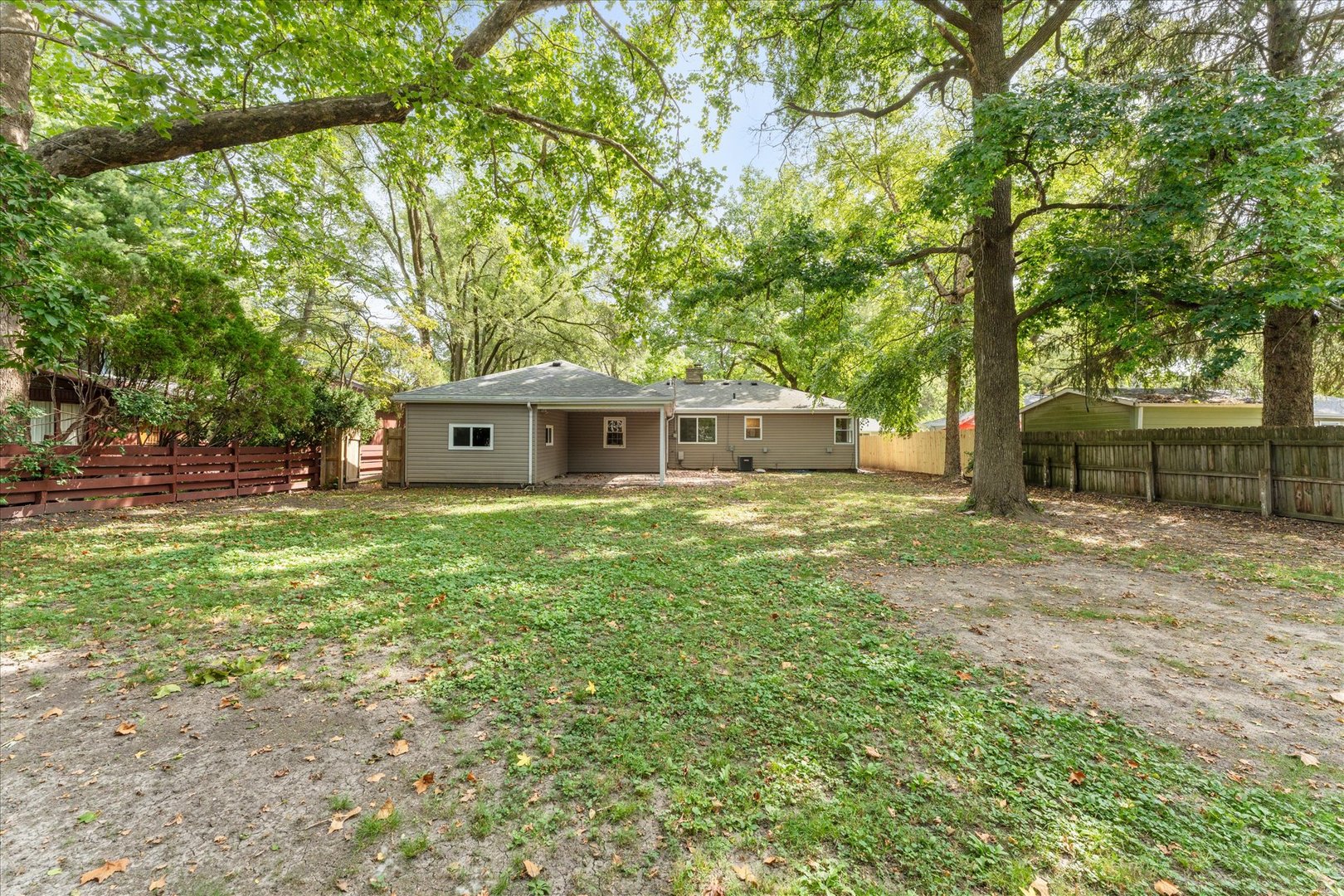 Property photo 33