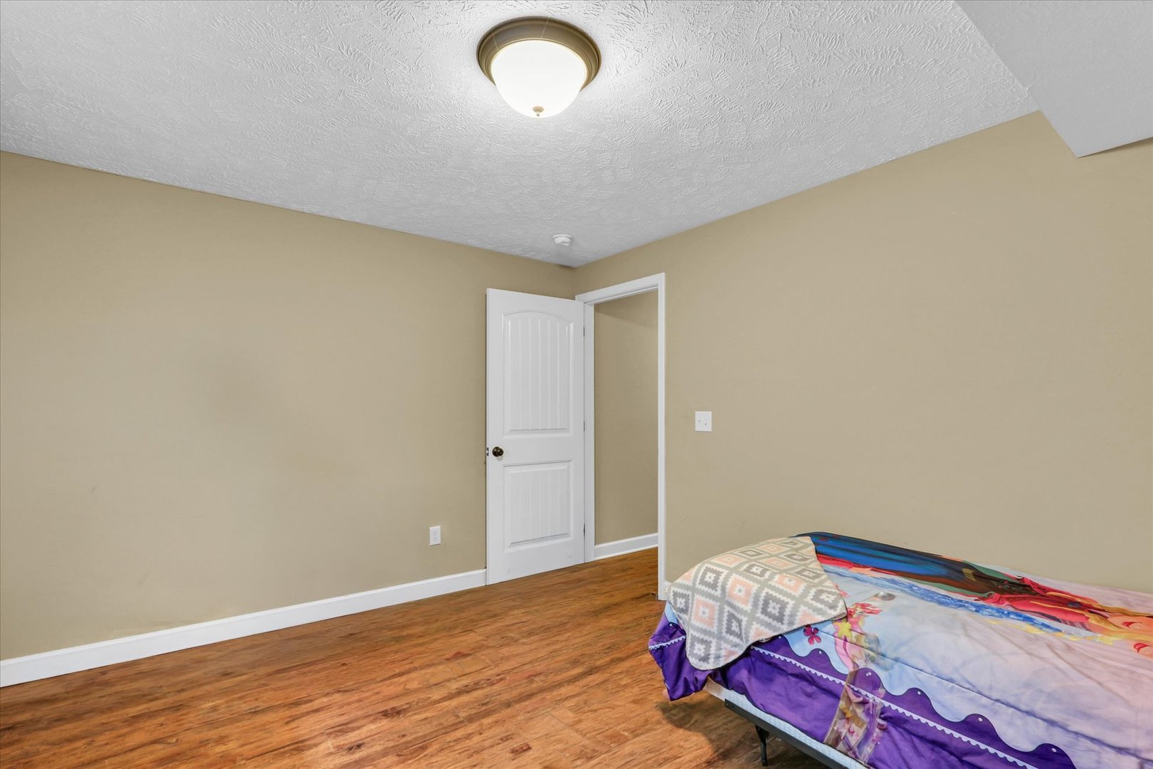 Property photo 37