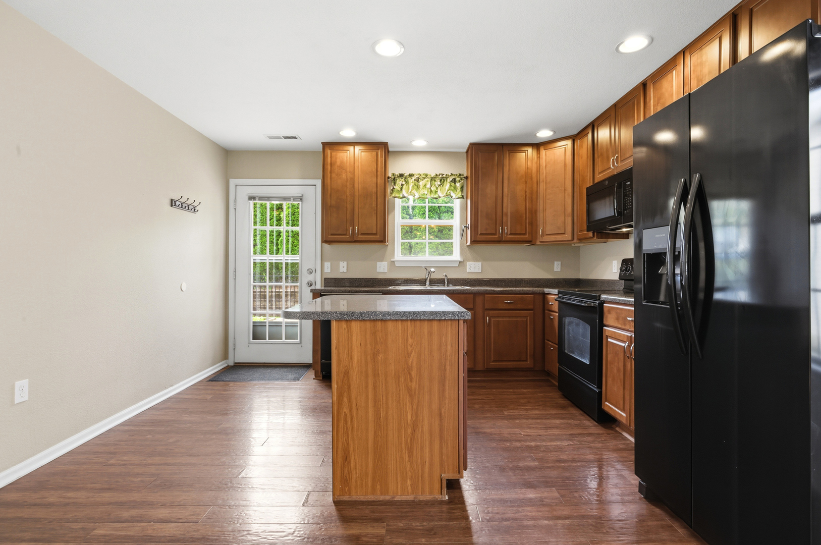 Photo 8 of 409 Lauterbur Lane