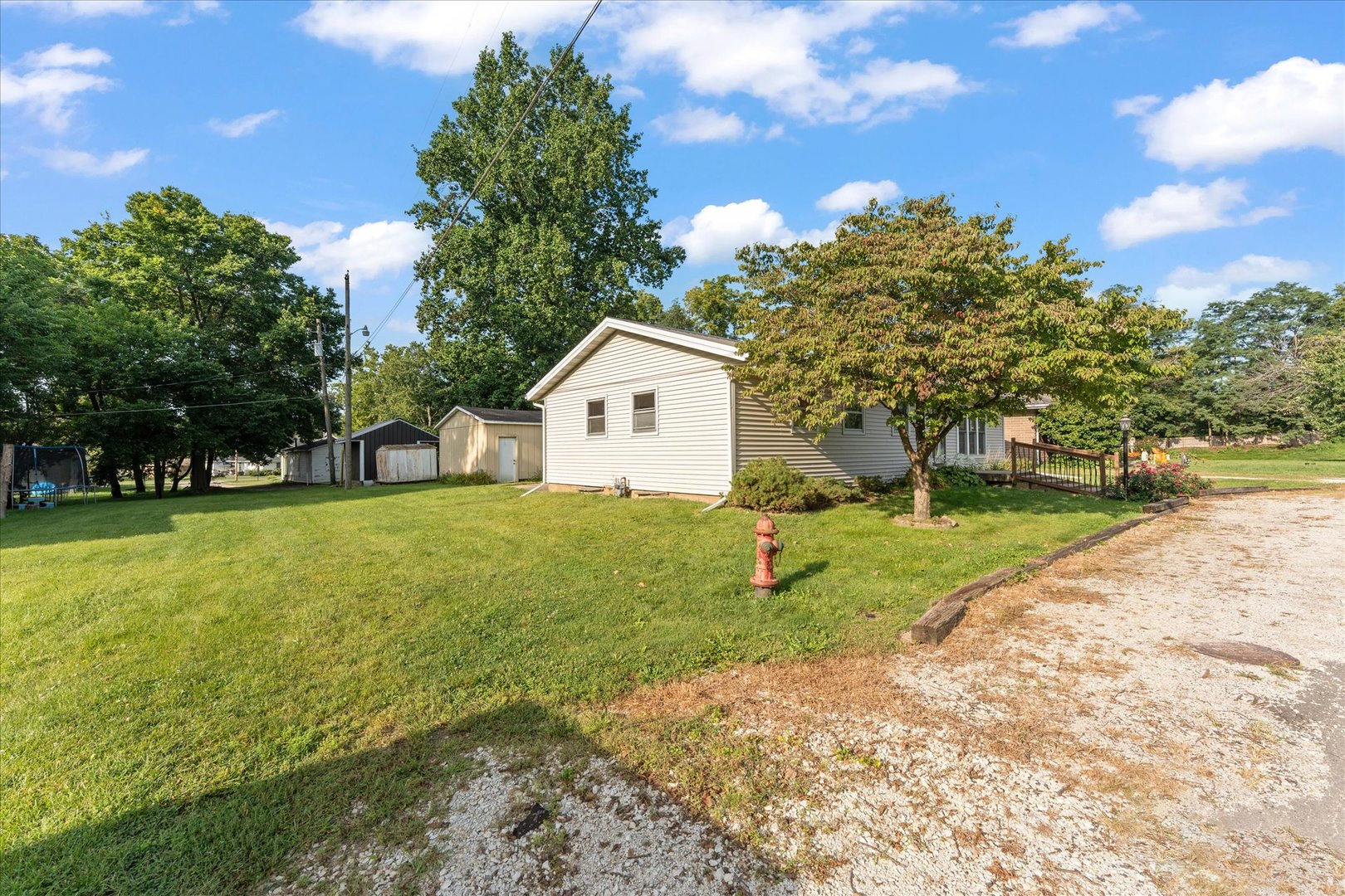 Property photo 44