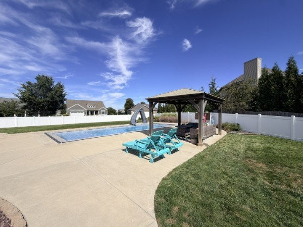 Property photo 63