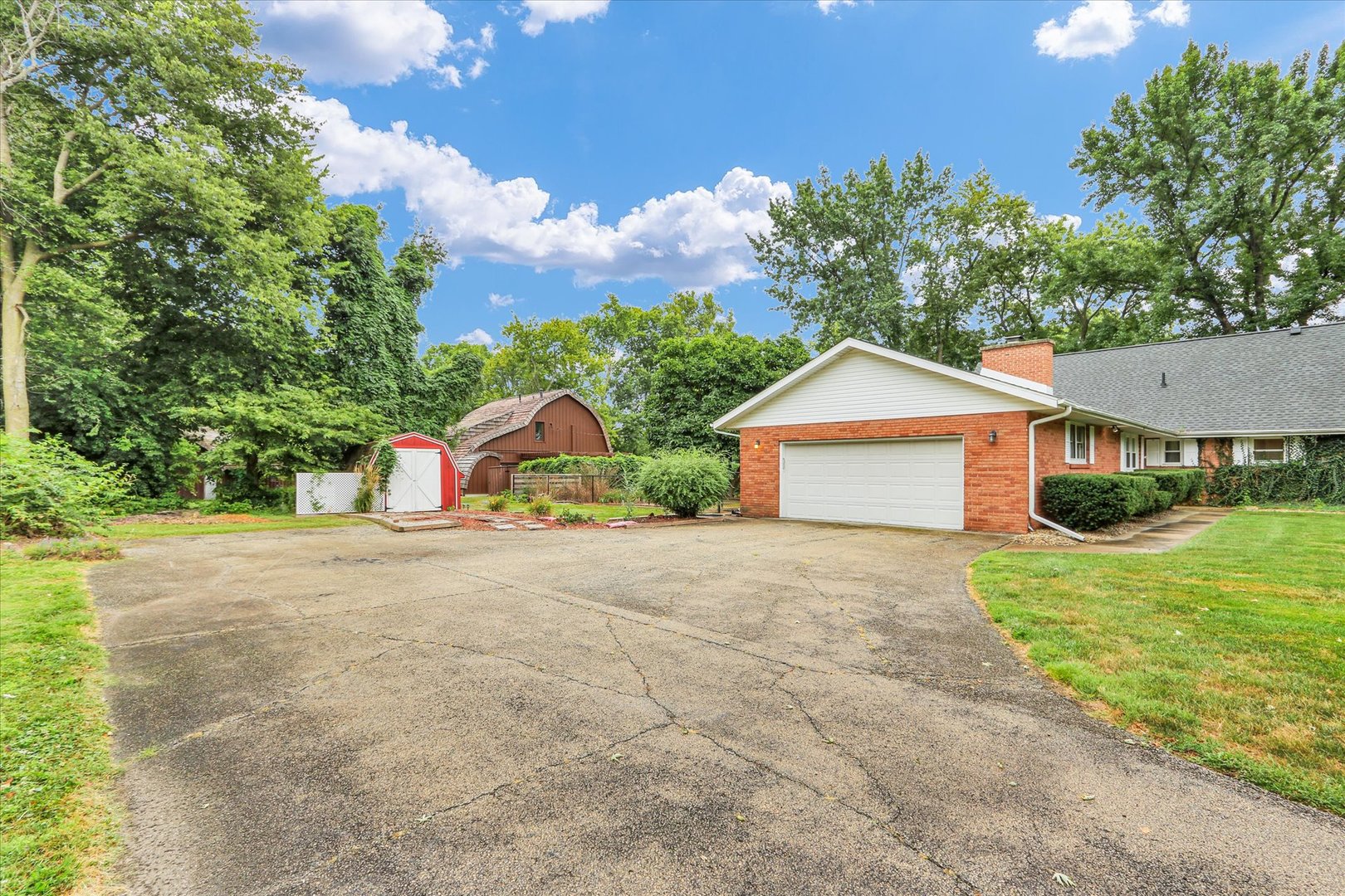 Property photo 33