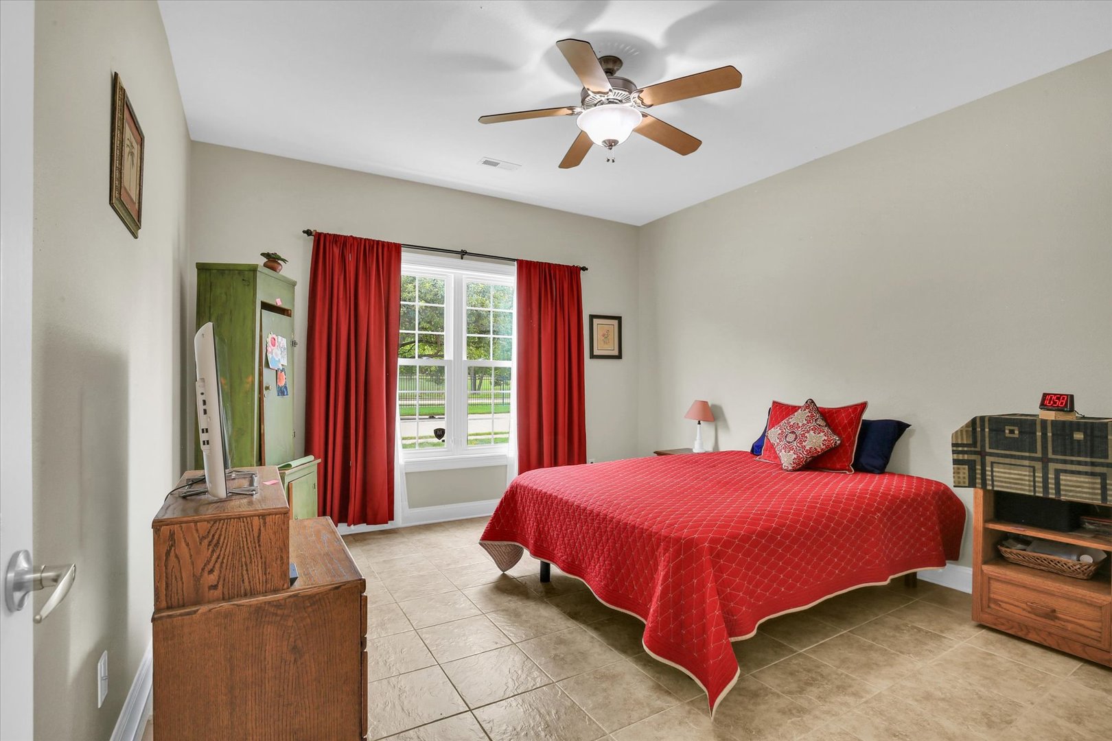 Property photo 24
