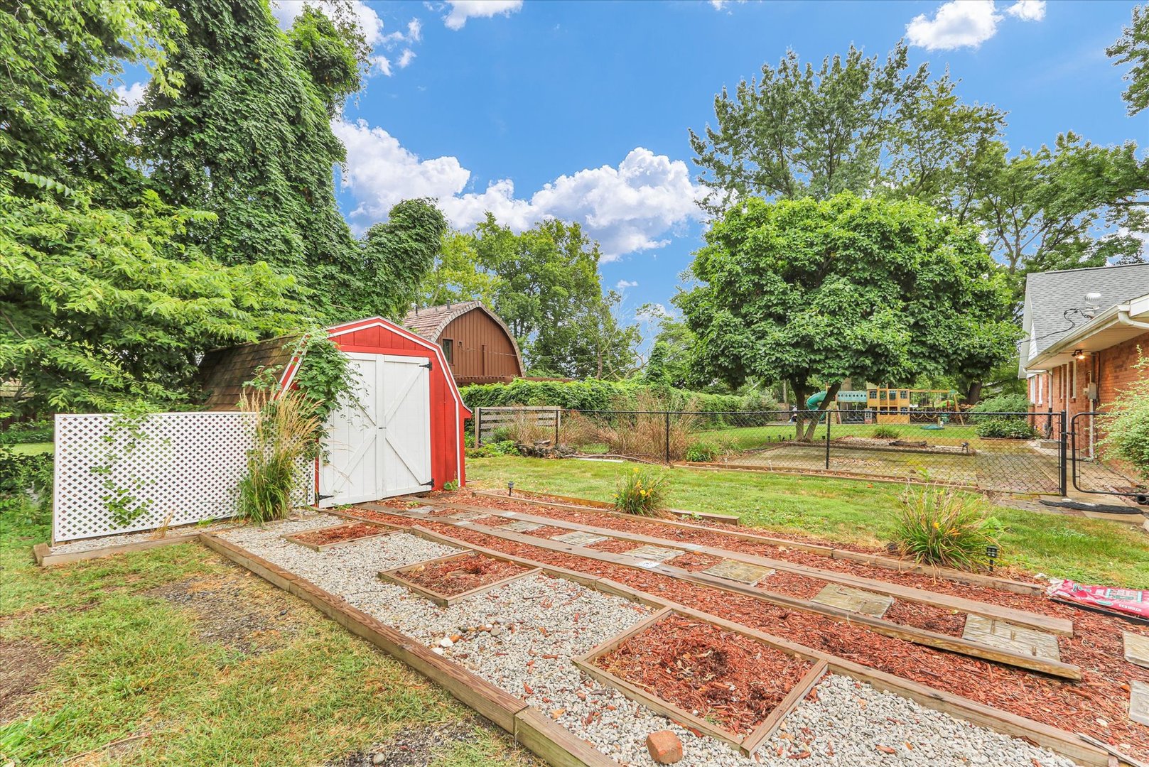 Property photo 34