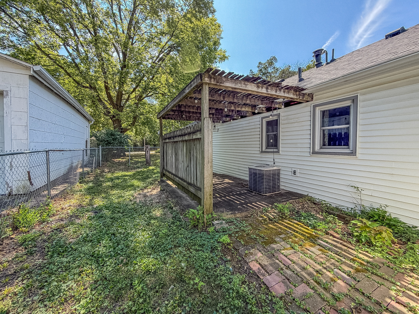Property photo 28