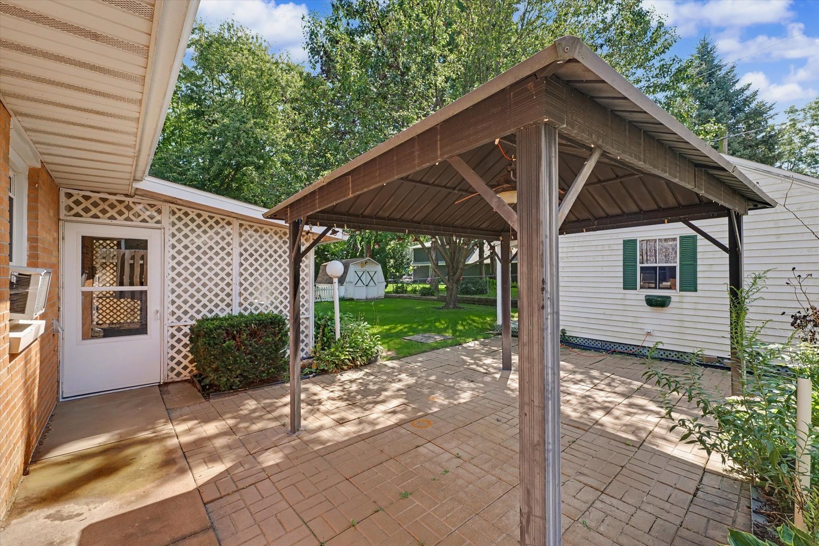Property photo 33