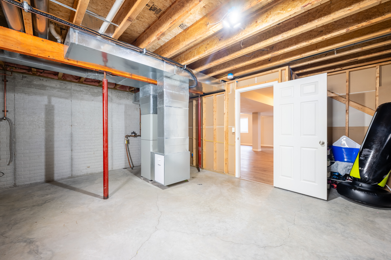 Property photo 37