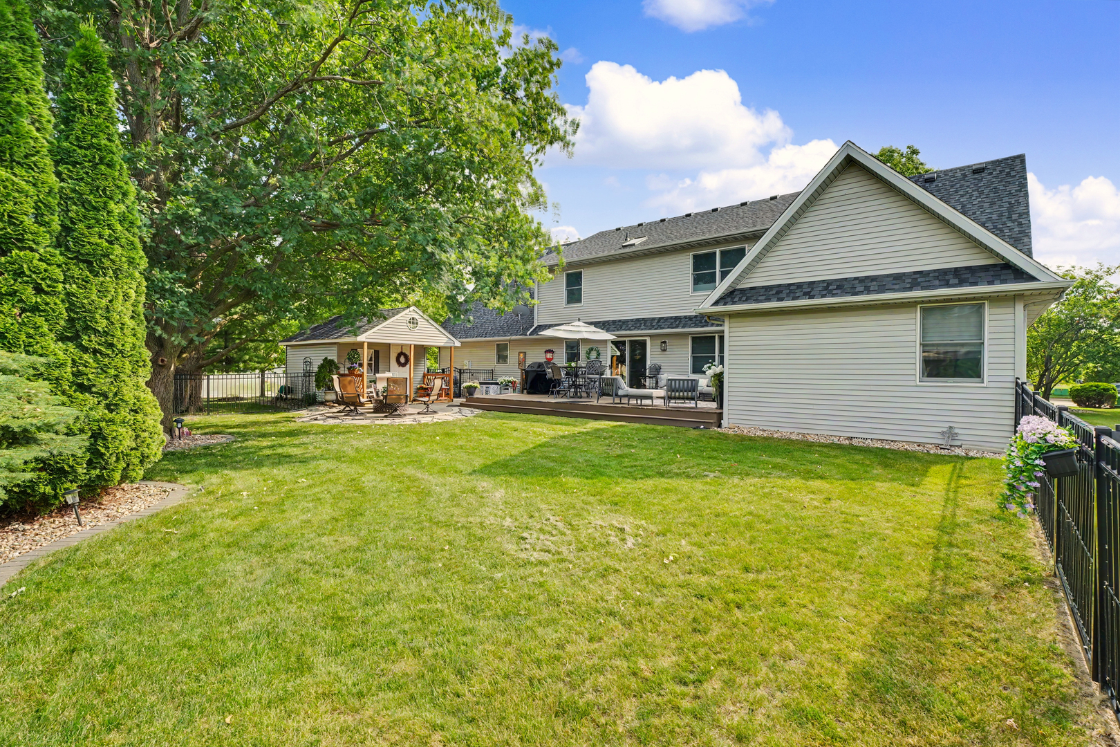 Property photo 44