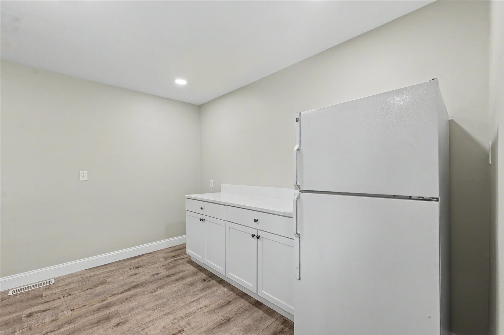 Photo 6 of 806 E Ethel Street