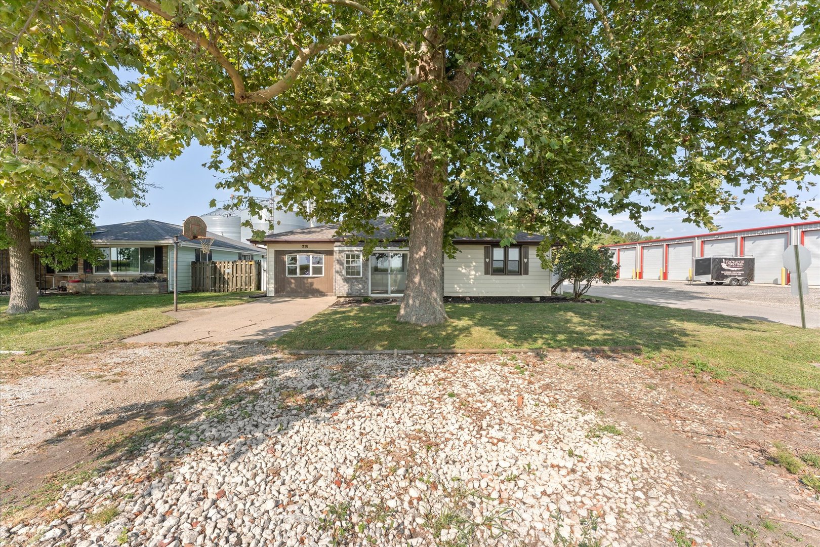 Property photo 38