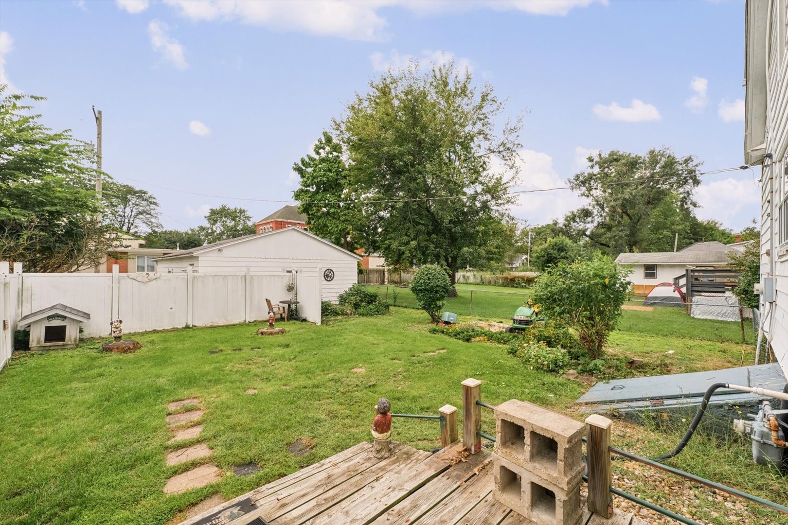 Property photo 30