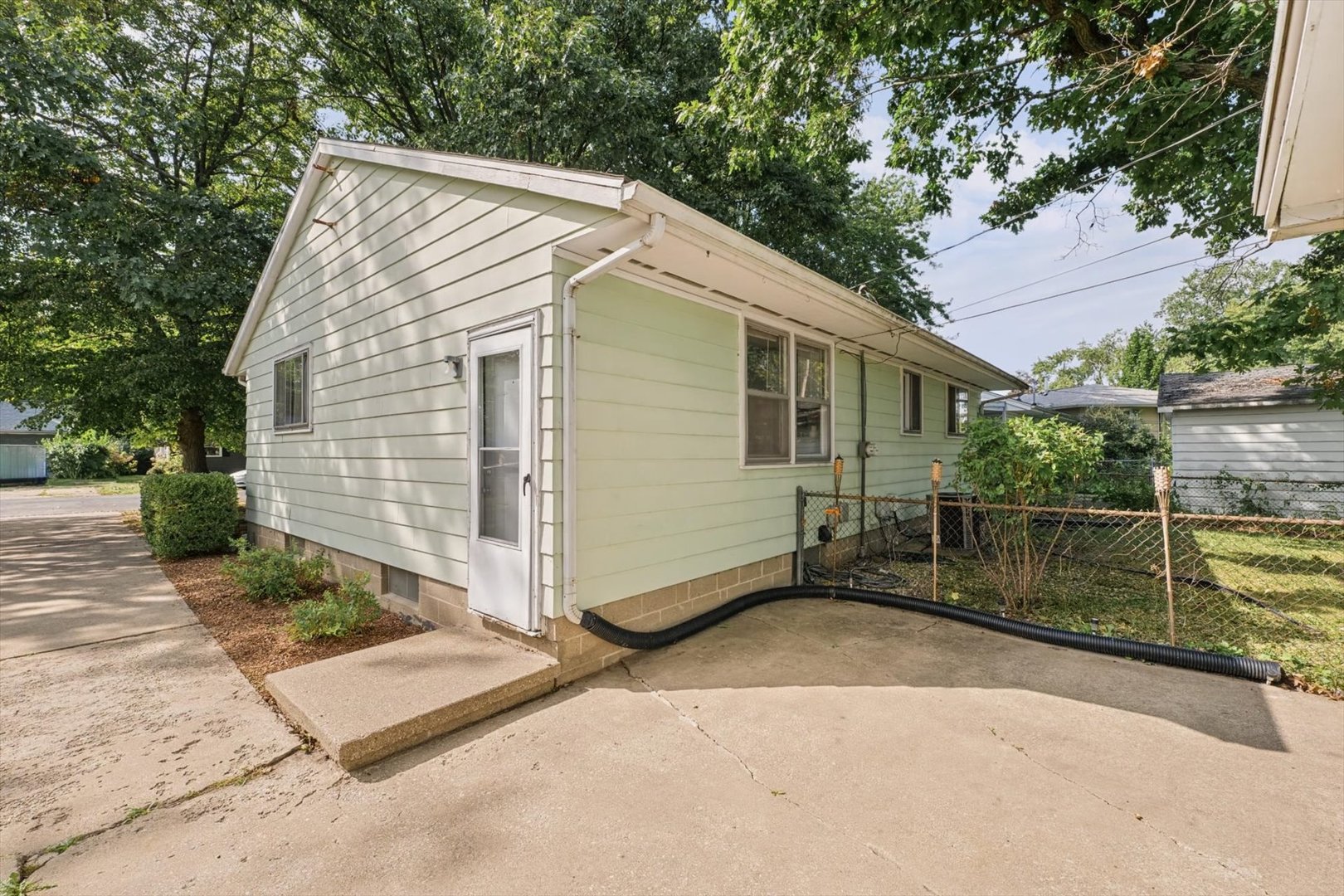 Property photo 23