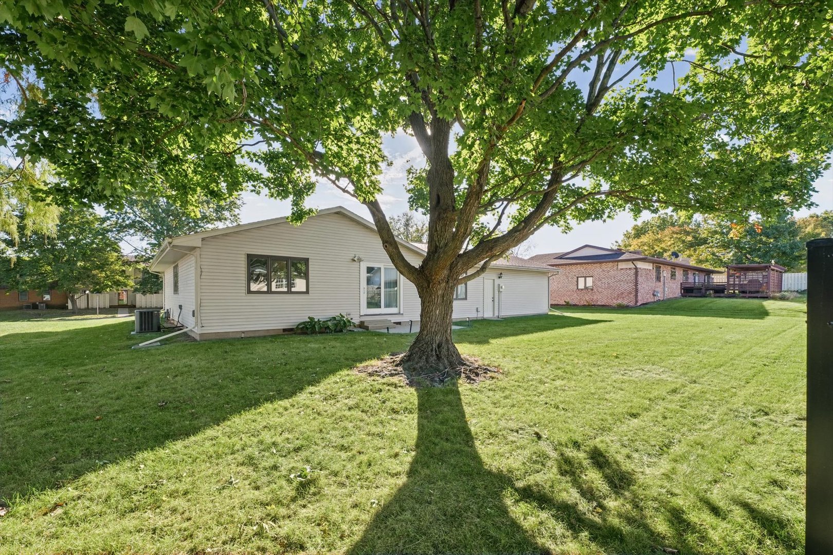 Property photo 33