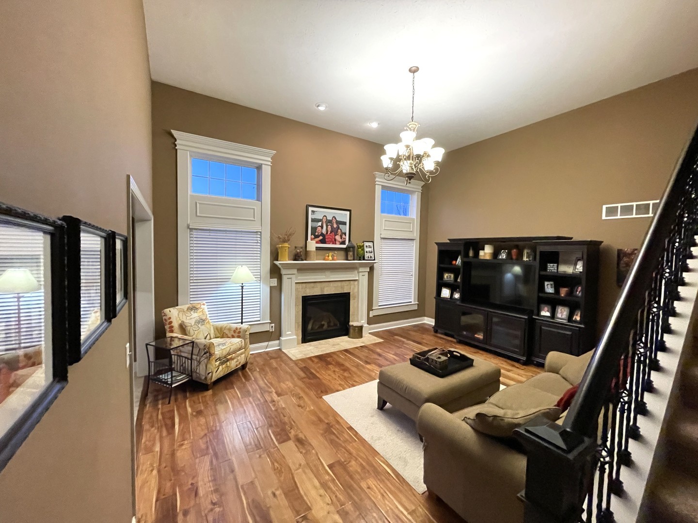 Photo 4 of 1807 Horizon Court