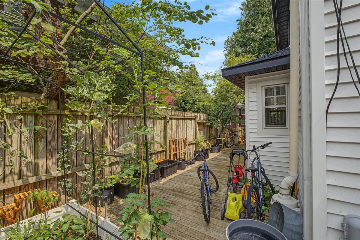 Property photo 43