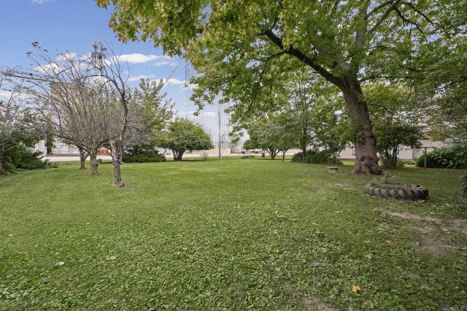 Property photo 32