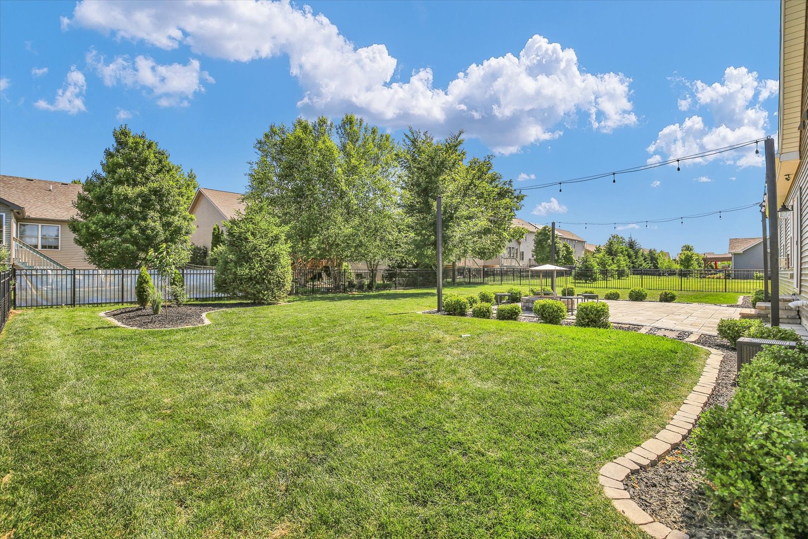 Property photo 37
