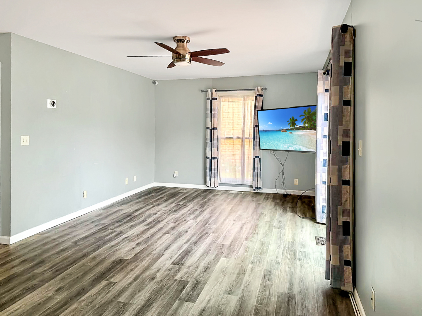 Photo 6 of 1008 Ascot Drive