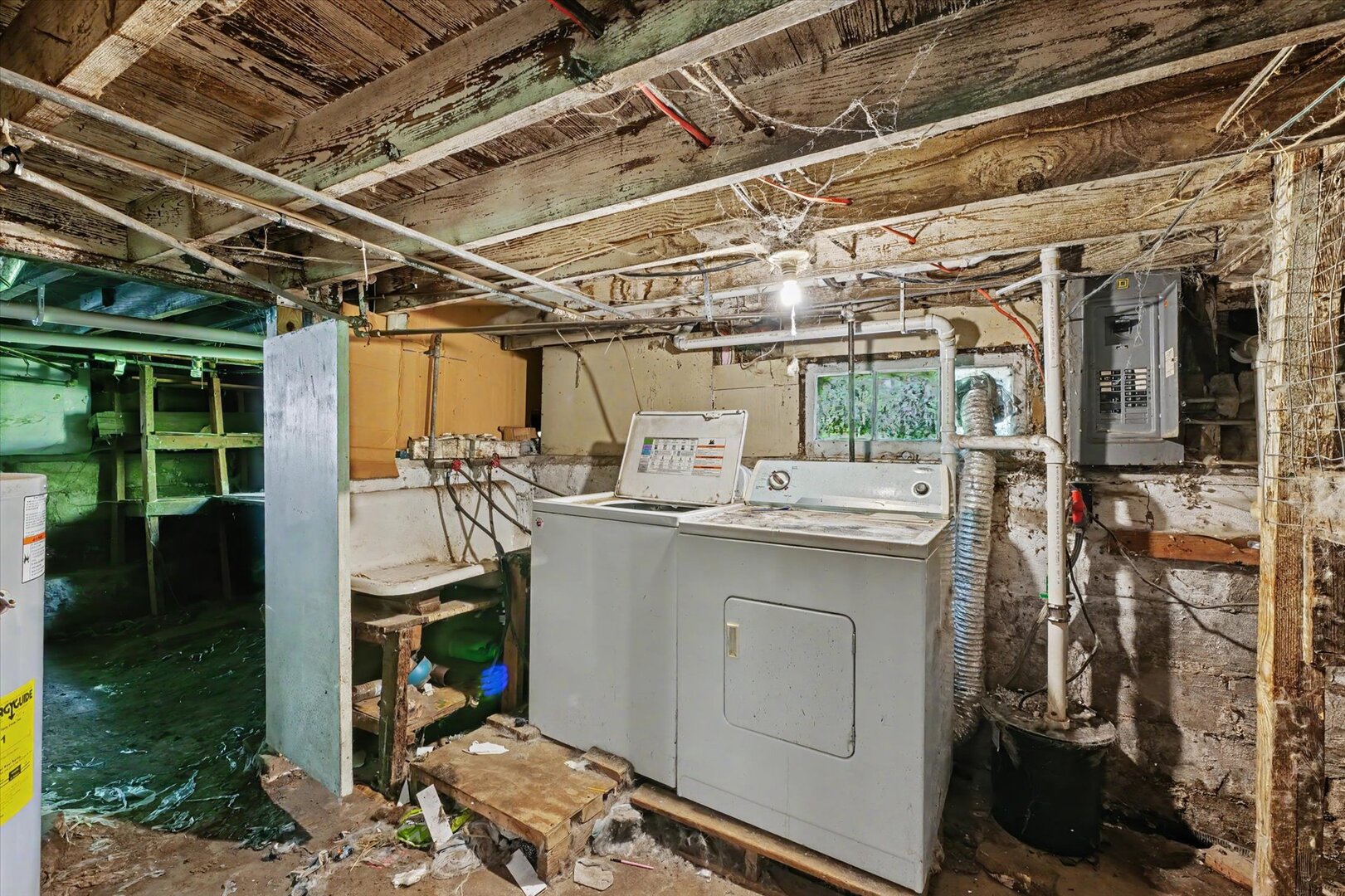 Photo 23 of 402 S Johnson Avenue