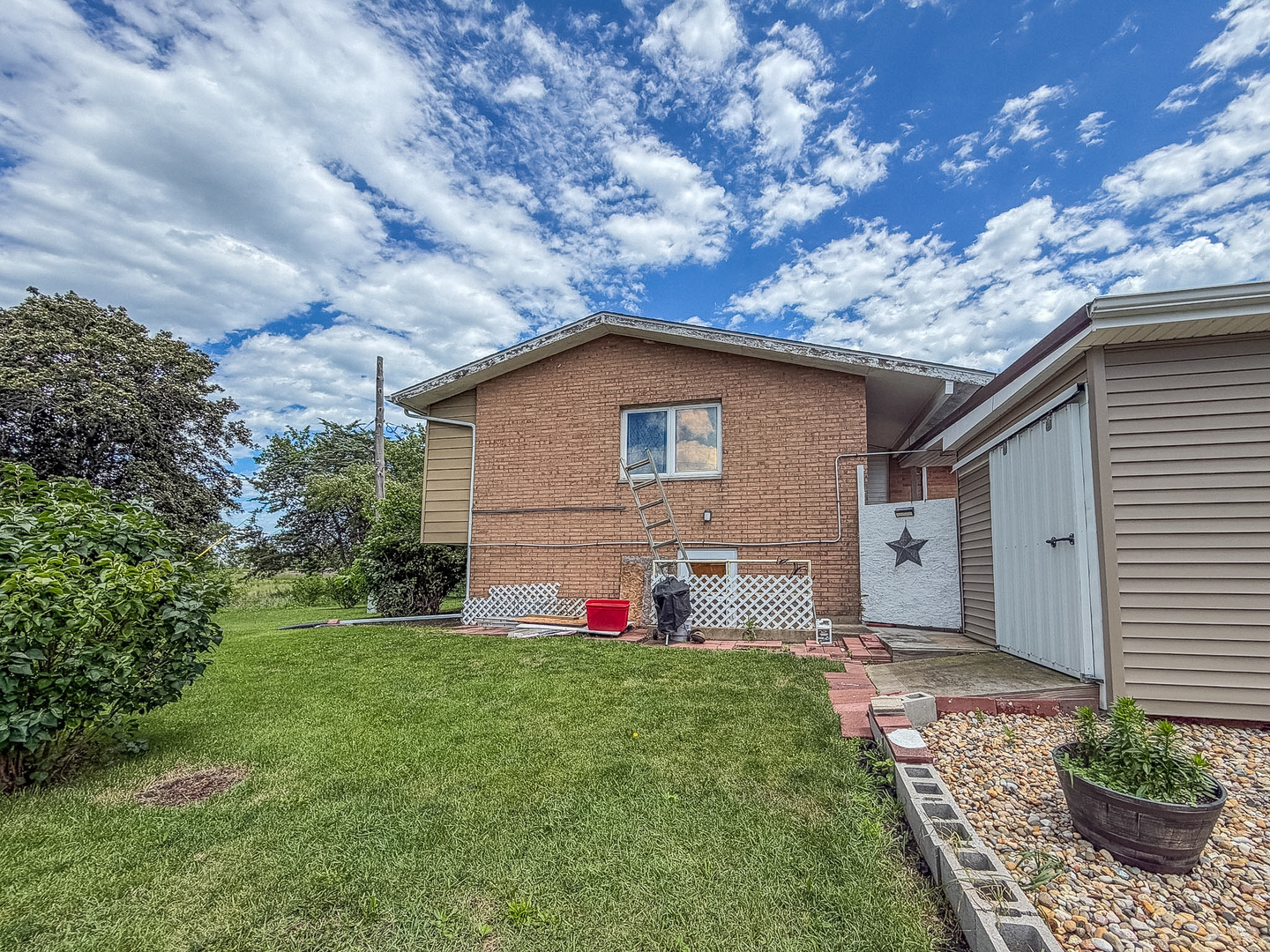 Property photo 28
