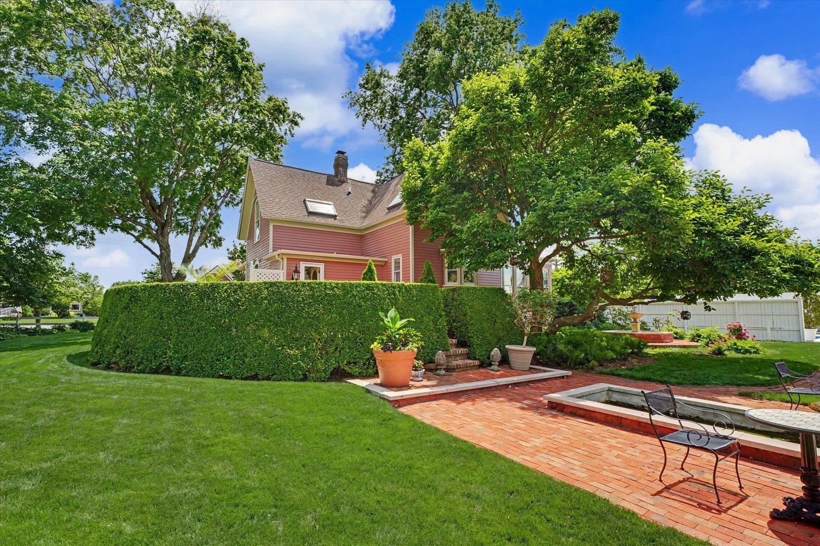 Property photo 93
