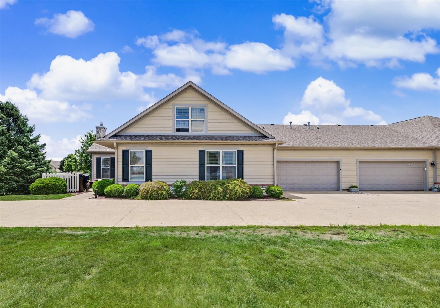 Photo of 2769 J T Coffman Drive #2769, Champaign, IL