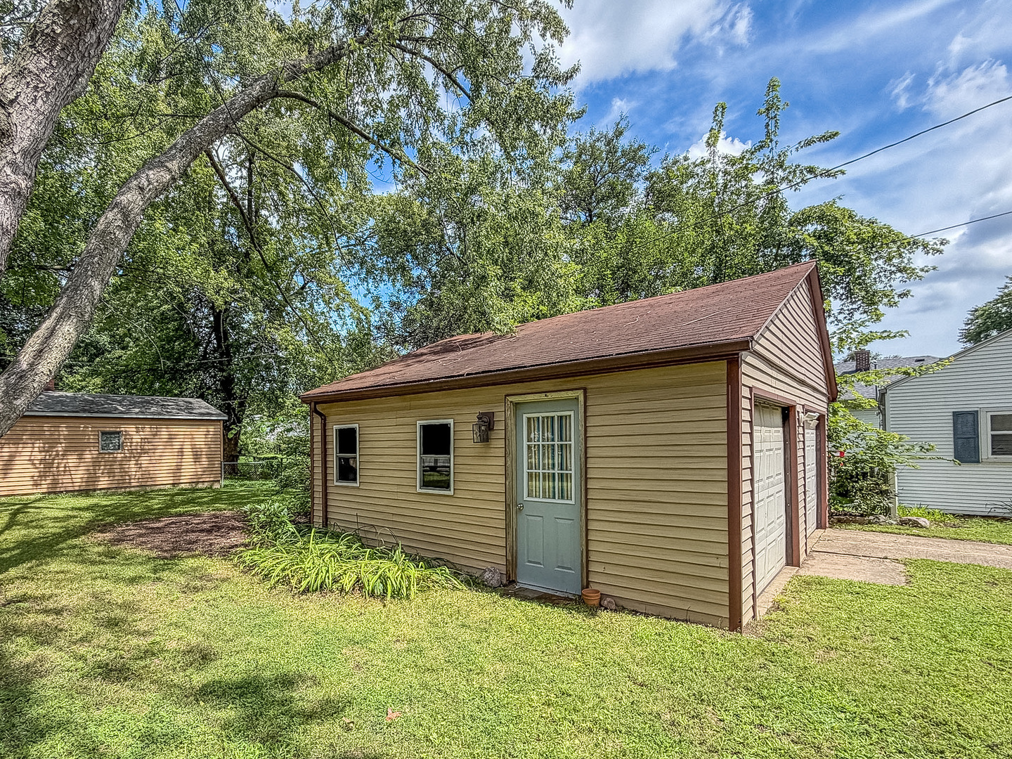 Property photo 37