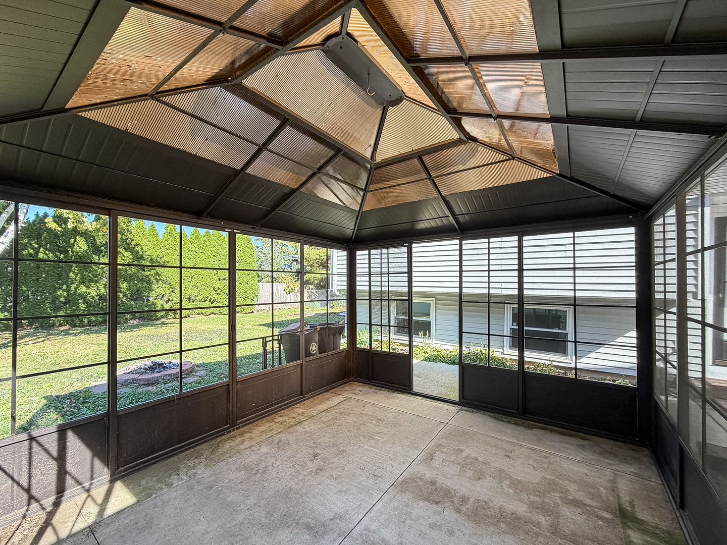 Property photo 35