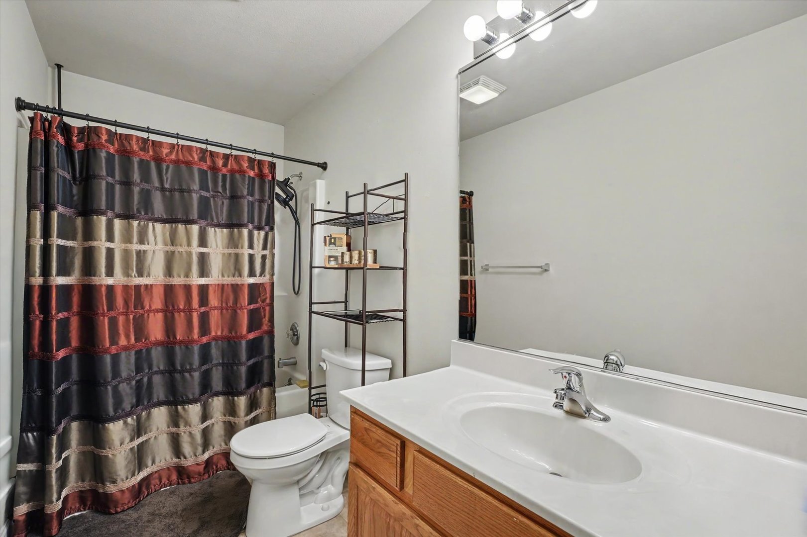 Photo 17 of 2508 Windward Boulevard