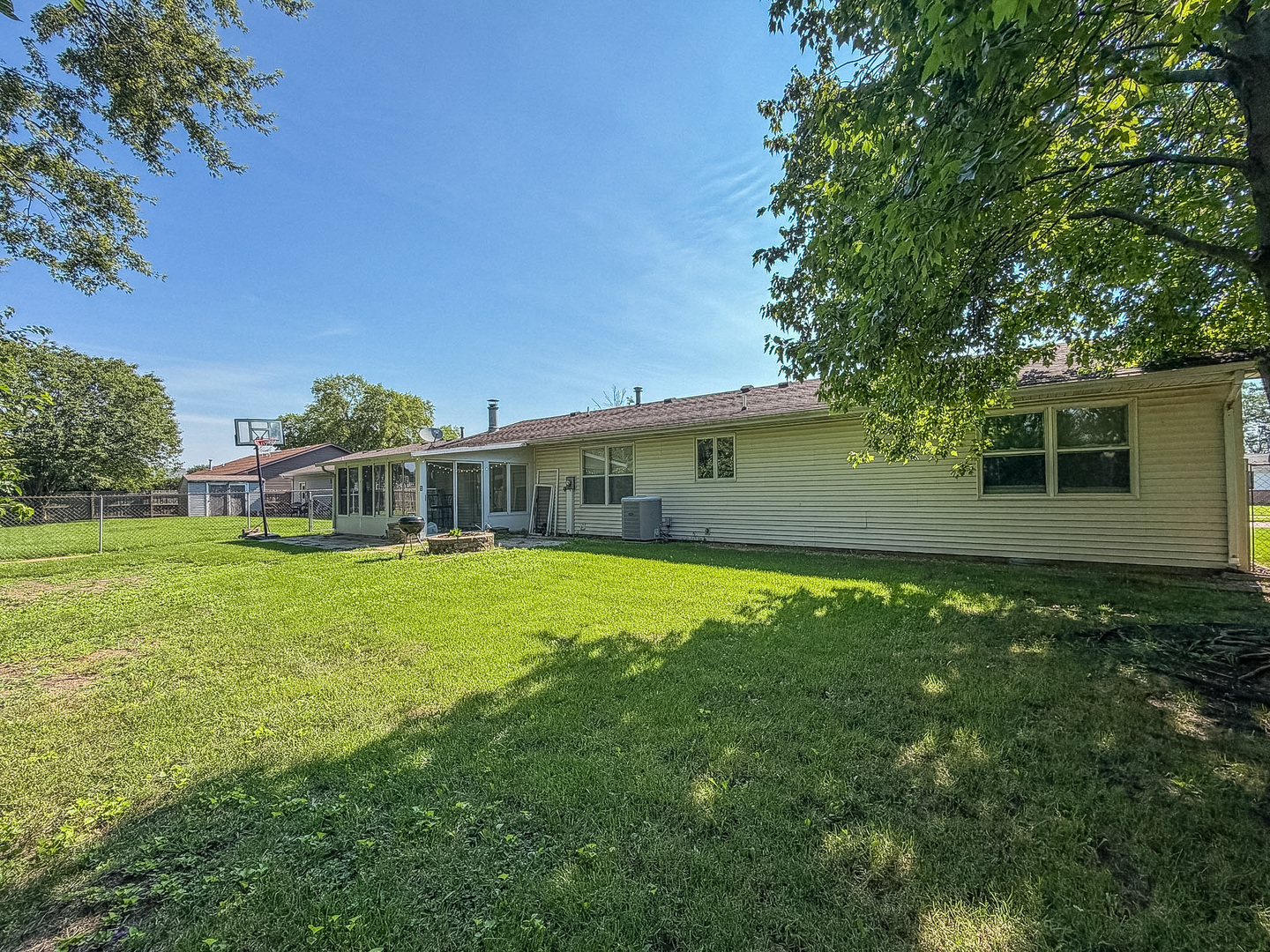 Property photo 33