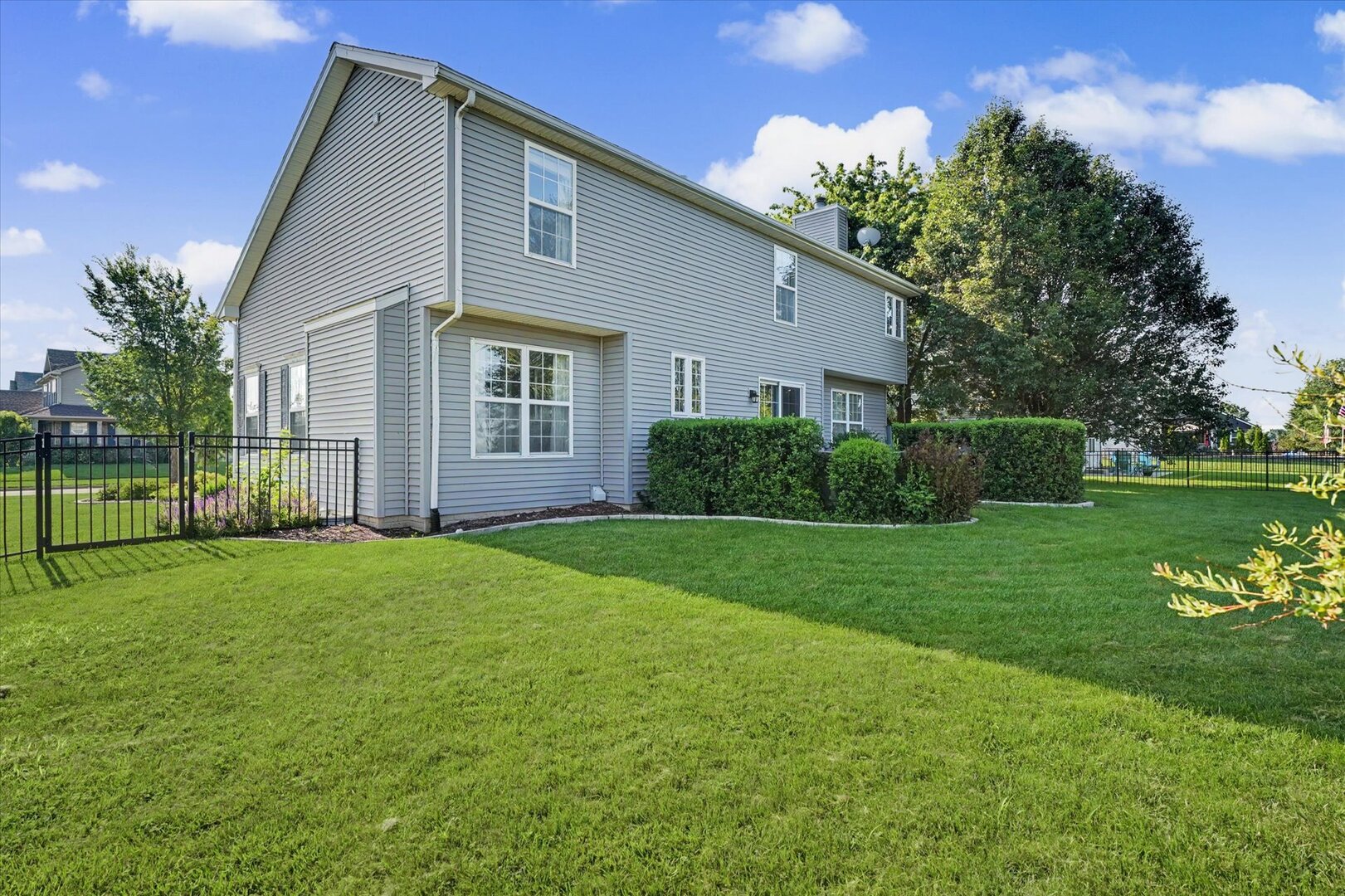 Property photo 63