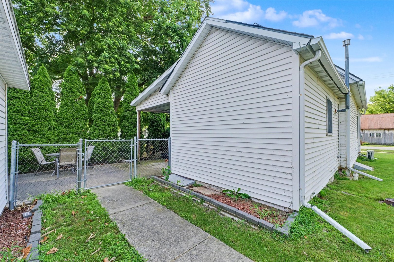 Property photo 28